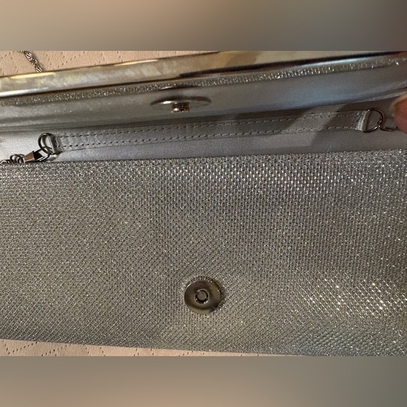 Call it Spring Silver Clutch Bag with chain strap - Picture 3 of 10